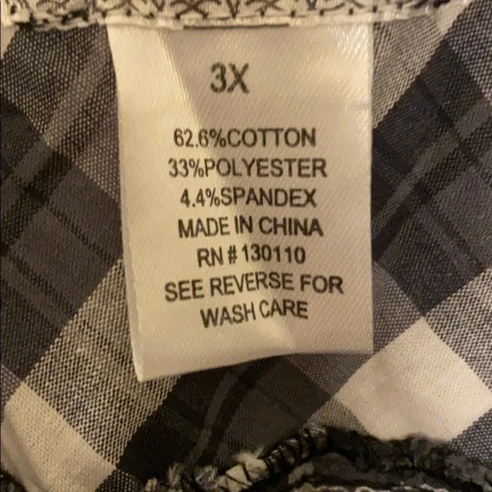 Black and white plaid button up shirt